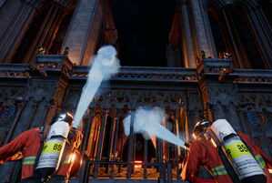 Фотография VR-квеста Save Notre-Dame on Fire от компании Portal VR (Фото 2)