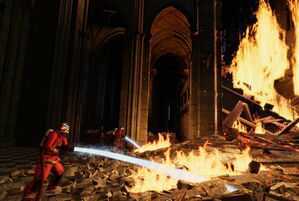 Фотография VR-квеста Save Notre-Dame on Fire от компании Portal VR (Фото 3)